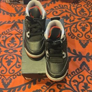 Jordan Kids Black and Red Sneakers